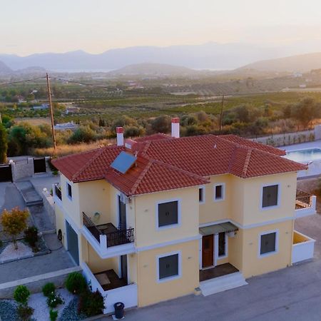 Villa Βίλλα Πηνελόπη Με Πισίνα Σε Ιδιωτικό Λόφο Με Θέα Nafplio Exterior foto